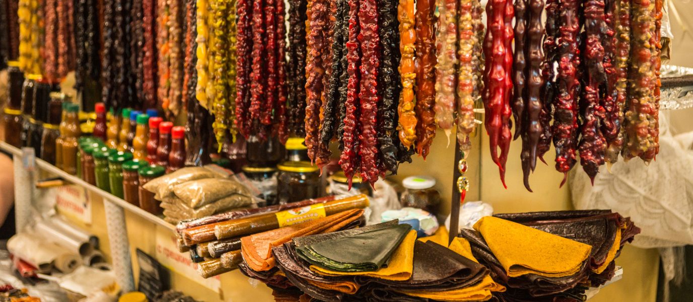 Compras en Tiflis, el lugar con uno de los vinos más antiguos