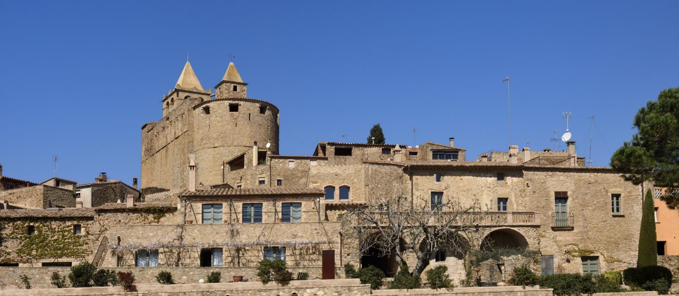 Madremanya, un pueblo de alma medieval en el Gironés